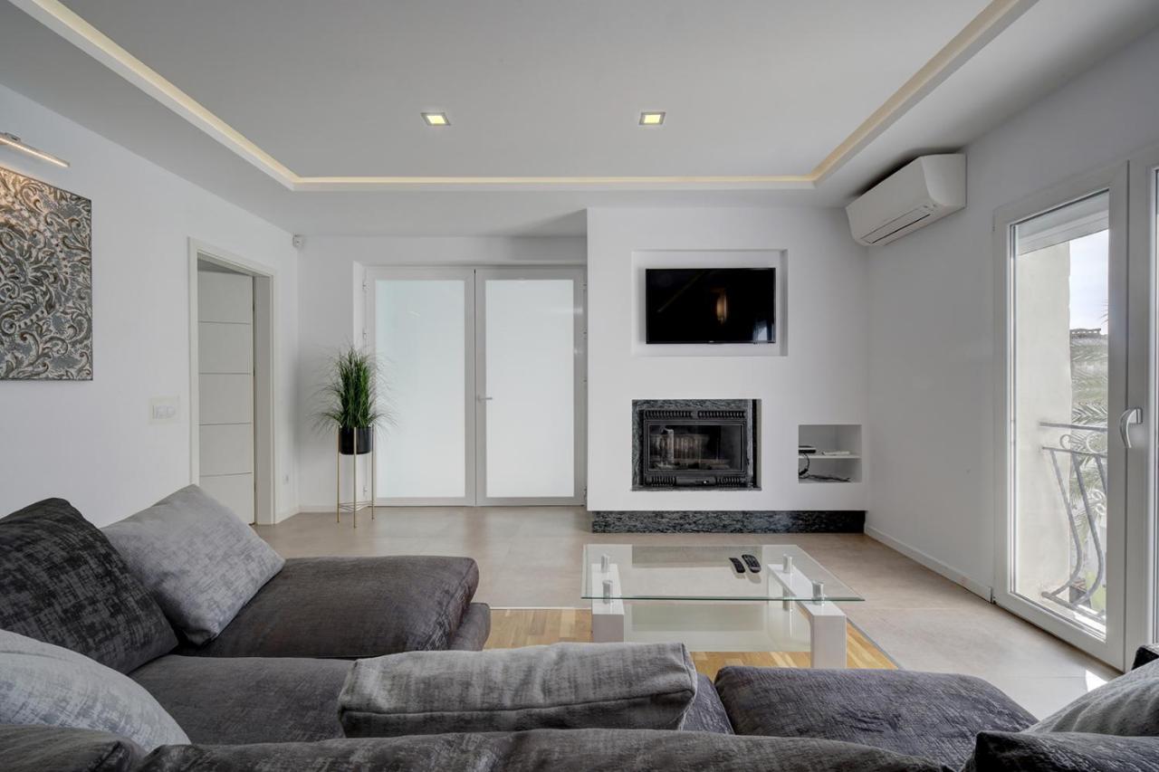 Westminster Puerto Banus Marina Apartment Marbella Ngoại thất bức ảnh