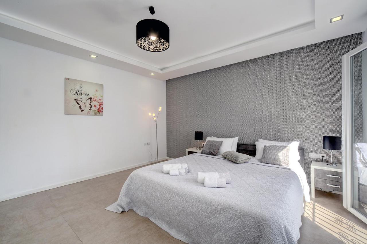 Westminster Puerto Banus Marina Apartment Marbella Ngoại thất bức ảnh